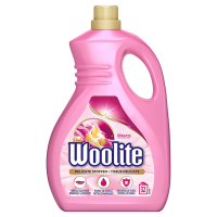 Woolite Delicate Textiel wasmiddel vloeibaar 1,9 liter (32 wasbeurten)  SWO00003